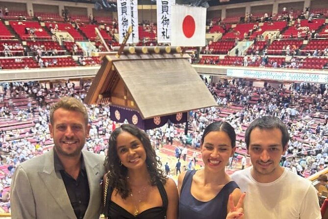 sumo-wrestling-tournament-a-class-seats-expertguide-tokyo-may