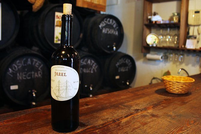 sun-and-wine-route-small-group-wine-tasting-and-lunch-included