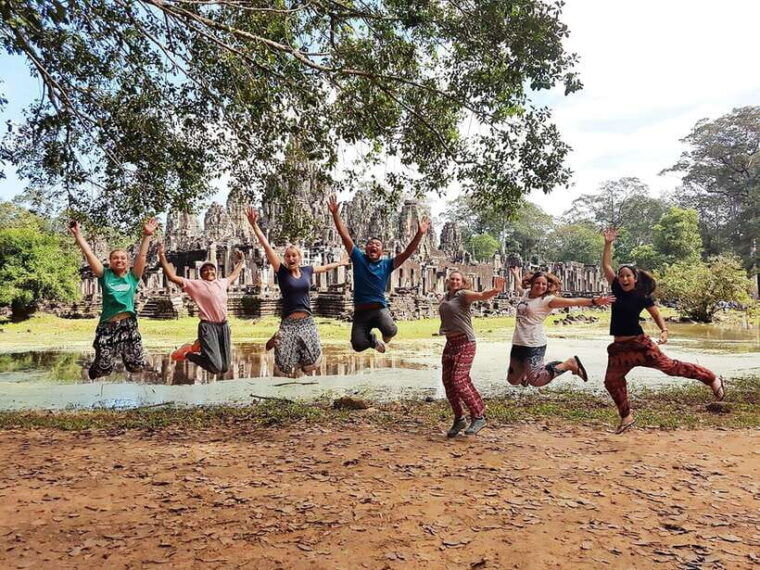 sun-kissed-angkor-a-journey-from-light-to-twilight