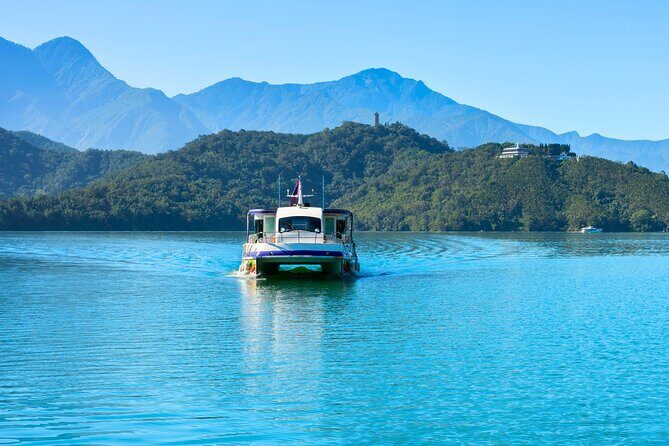Sun Moon Lake Private Tour with Scenic Boat Cruise form Taipie - Exploring the Sun Moon Lake Private Tour from Taipei: An In-Depth Review
