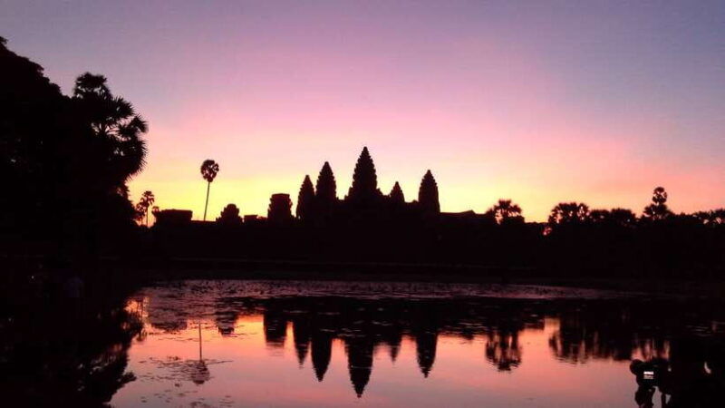sun-rise-small-group-day-tour-to-temples-of-angkor