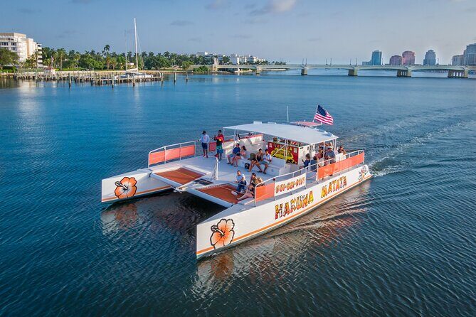 Sun & Sightseeing Hakuna Matata Catamaran Cruise in Palm Beach - Discover the Sun & Sightseeing Hakuna Matata Catamaran Cruise in Palm Beach