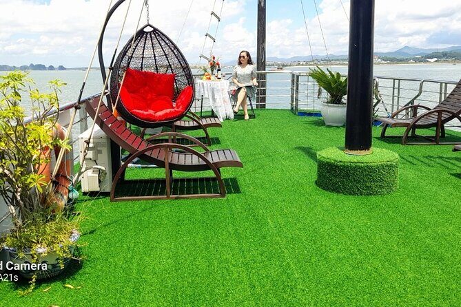 Sunlight Cruise 1 Day Trip: Lunch, Entrance Fees, Cave and Island - The Adventure at Luon Cave: Kayaking and Bamboo Boat Rides