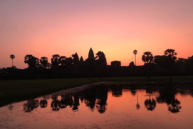 Sunrise Angkor Tours by Private TUK TUK - Key Points