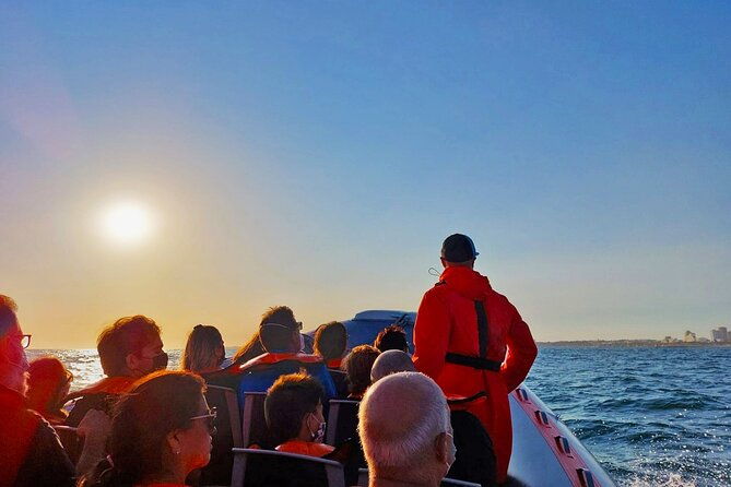 sunrise-benagil-full-caves-tour