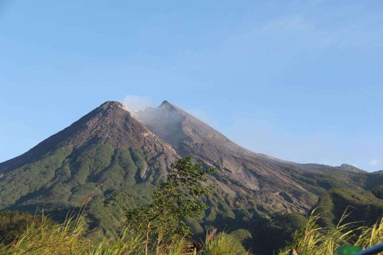 sunrise-borobudur-merapi-jeep-prambanan-no-hidden-cost