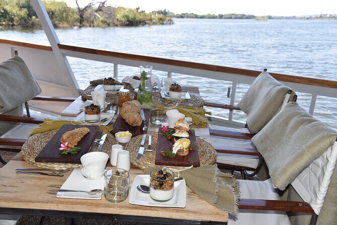 Sunrise Cruise on the Zambezi River - An In-Depth Look at the Sunrise Zambezi River Cruise
