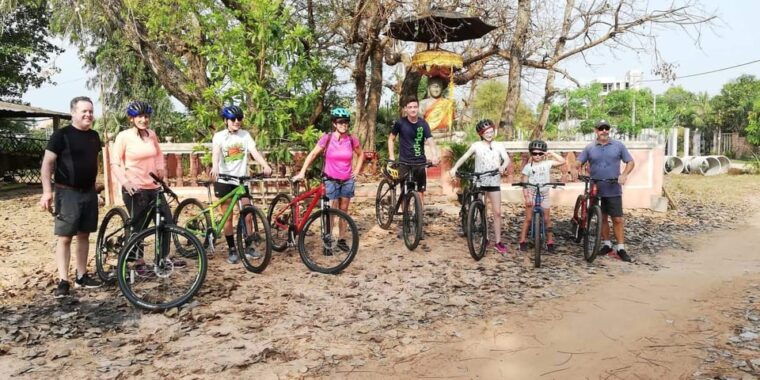 sunrise-cycling-of-angkor-wat-temple