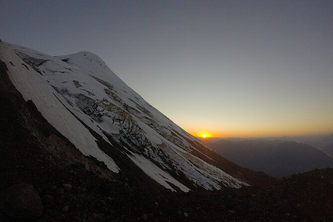sunrise-hike-up-to-the-glacier-of-osorno-volcano