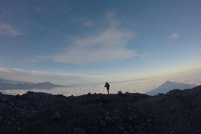 sunrise-hike-up-to-the-glacier-of-osorno-volcano