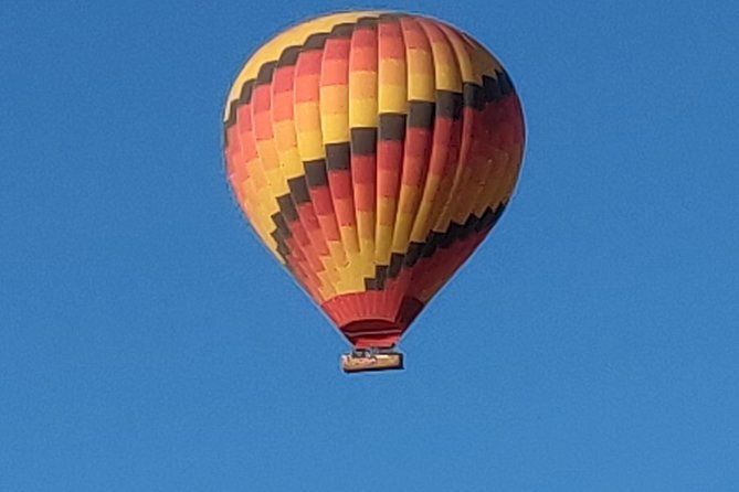 sunrise-hot-air-balloon-ride-in-phoenix-with-breakfast