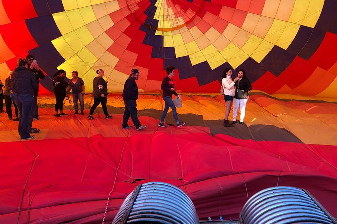 sunrise-hot-air-balloon-ride-in-phoenix-with-breakfast