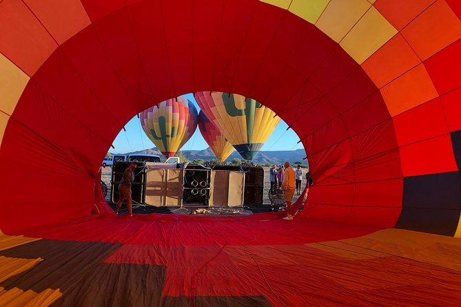 sunrise-hot-air-balloon-ride-in-phoenix-with-breakfast