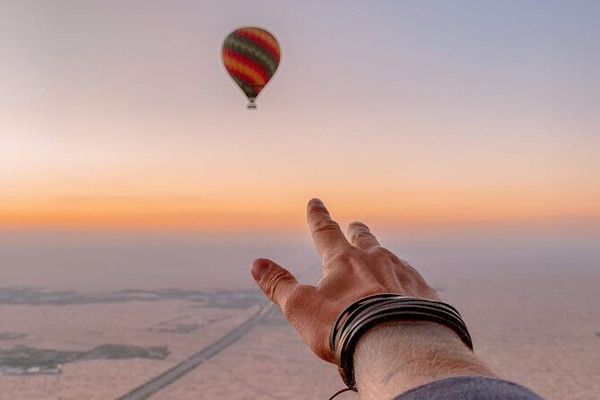 Sunrise Hot Air Balloon Tour over Dubai Desert - What Makes It Special?