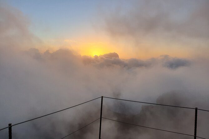 Sunrise in Areeiro Peak - What’s Included & What to Expect