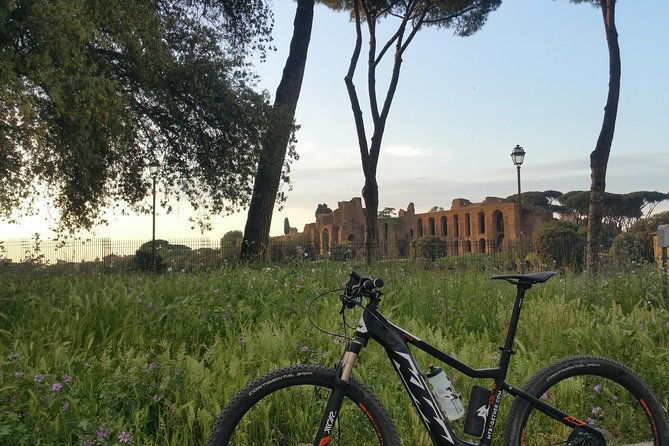 sunrise-in-rome-small-group-e-bike-tour-with-italian-breakfast