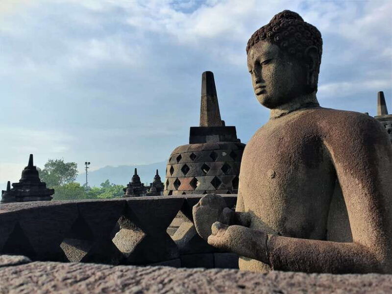 sunrise-point-borobudur-real-tours-no-hidden-cost