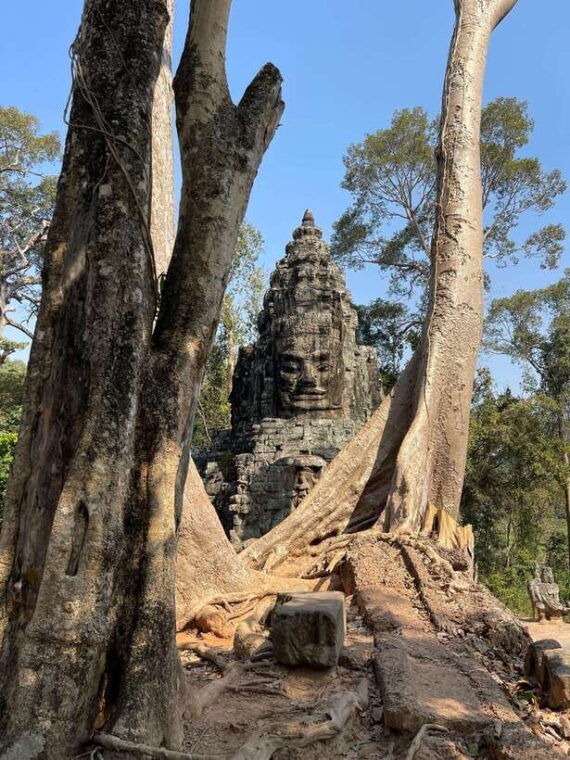 sunrise-shared-tour-in-angkor-from-siem-reap