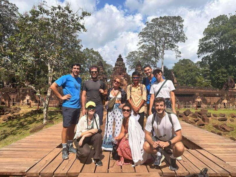 sunrise-shared-tours-angkor-wat-bayon-ta-prohm-banteay-srei