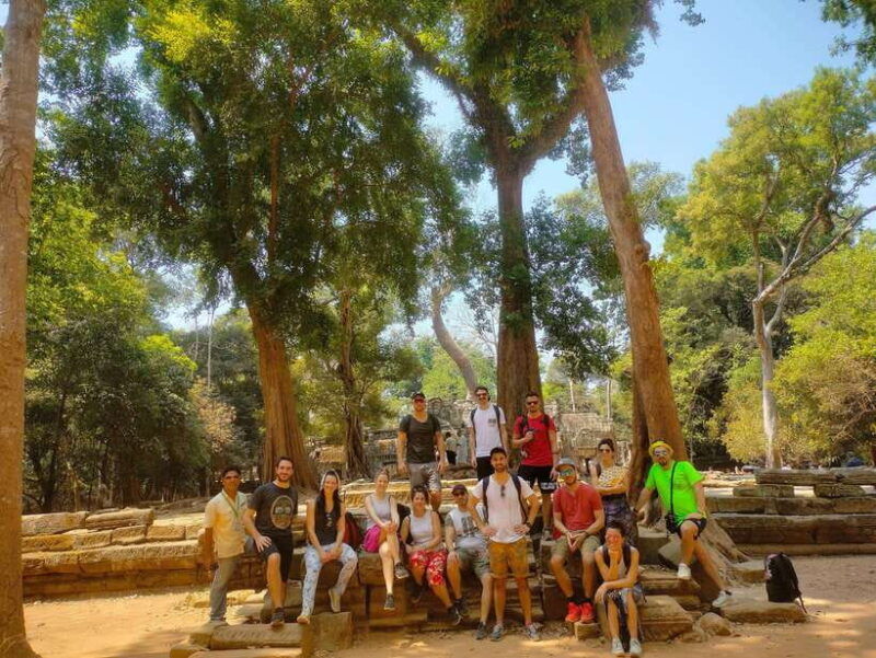 sunrise-shared-tours-angkor-wat-bayon-ta-prohm-banteay-srei