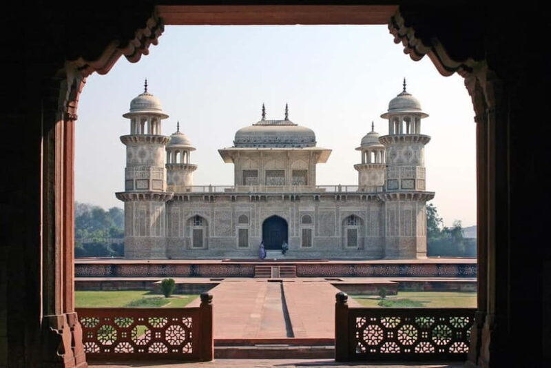 Sunrise Splendor: Agra Day Tour - Sunrise Splendor: Agra Day Tour — A detailed look at a memorable early morning adventure