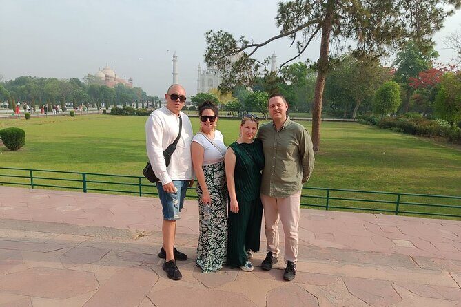 Sunrise Taj Mahal & Agra Fort Private Guided Day Tour From Delhi - What to Expect from the Tour