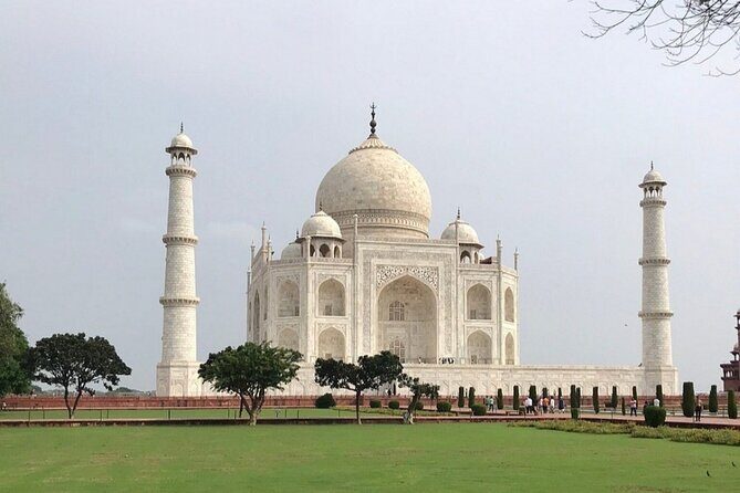 Sunrise Taj Mahal Tour by Car from Delhi W/ Elephant Conservation - FAQs