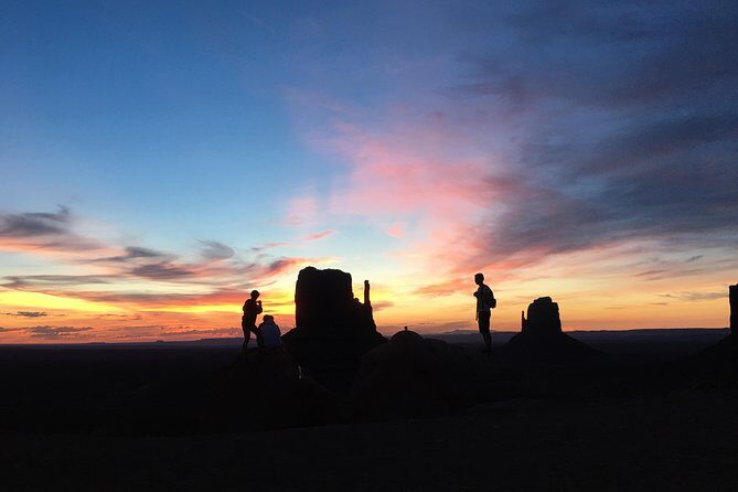 Sunrise Tour of Monument Valley - What Makes This Tour Stand Out?