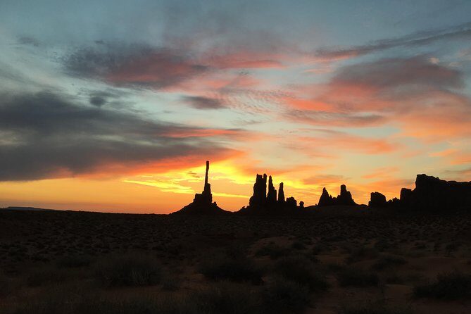 Sunrise Tour of Monument Valley - The Experience on the Ground