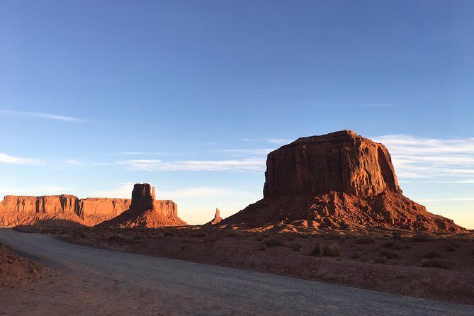 Sunrise Tour of Monument Valley - Is It Worth the Price?