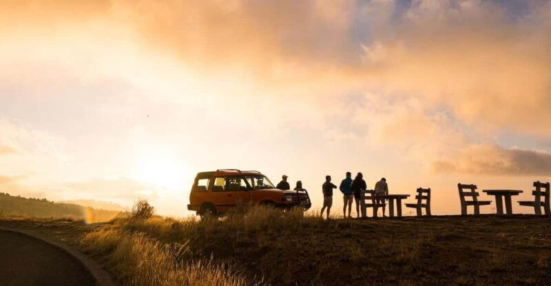 sunrise-tour-pico-do-areiro-half-day-4x4-tour-2