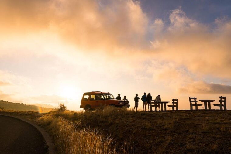 sunrise-tour-pico-do-areiro-half-day-4x4-tour-2