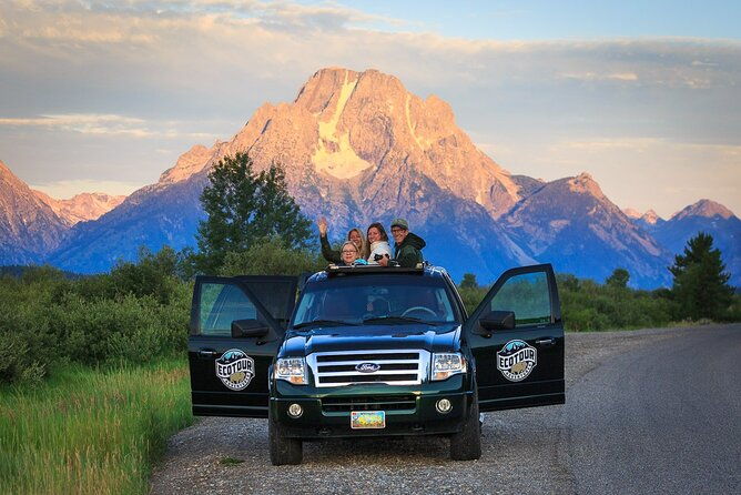 sunset-4-hour-grand-teton-wildlife-adventure