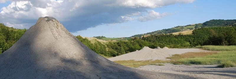 Sunset among the mud volcanoes: guided visit to the Salse di Nirano - Introduction: What to Expect from this Unique Nature Walk