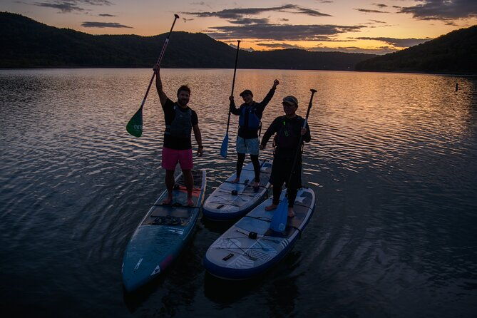 sunset-and-light-up-stand-up-paddle-with-a-certified-guide