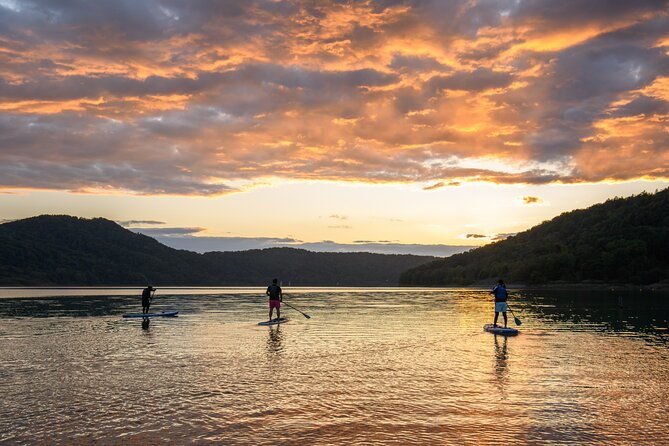 sunset-and-light-up-stand-up-paddle-with-a-certified-guide