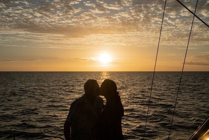 sunset-and-manta-ray-snorkel-adventure