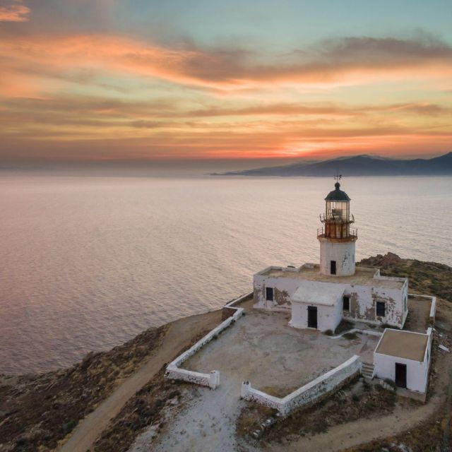 sunset-armenistis-lighthouse-visit