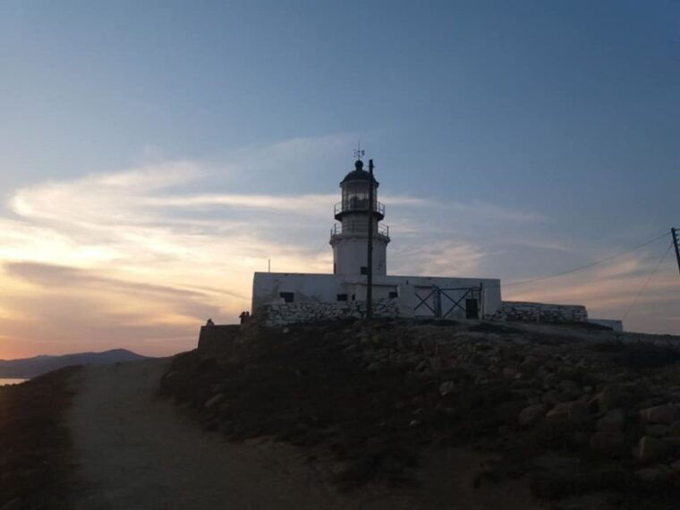 sunset-armenistis-lighthouse-visit