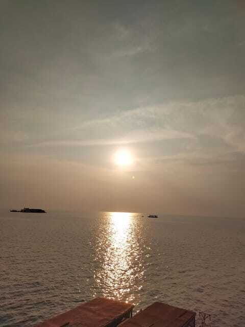 sunset-at-the-floating-village-on-the-gigantic-lake