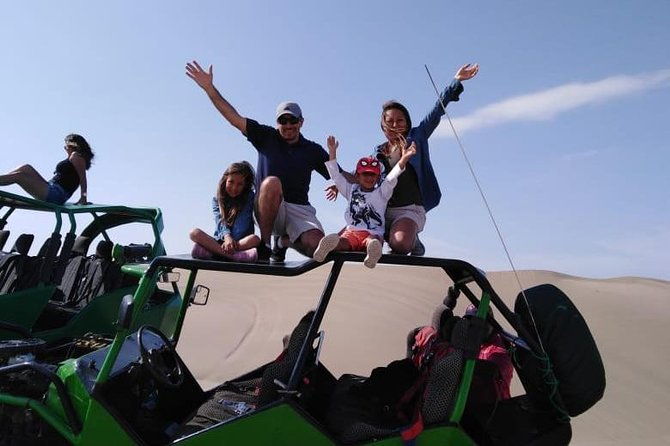 sunset-at-the-oasis-of-huacachina