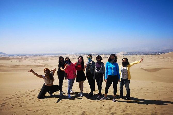 sunset-at-the-oasis-of-huacachina