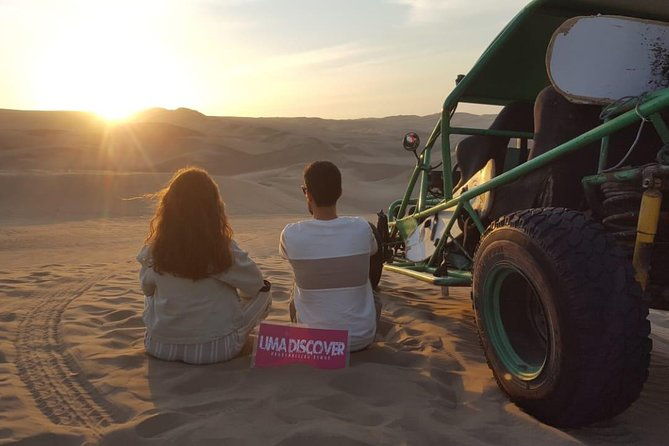 sunset-at-the-oasis-of-huacachina