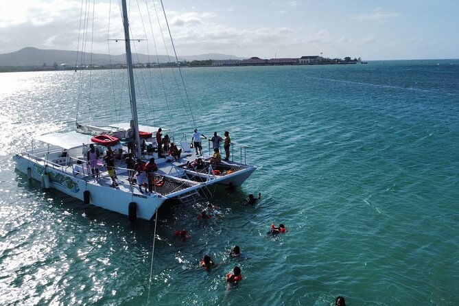 sunset-boat-cruise-and-luminous-lagoon-with-dinner-and-transfer