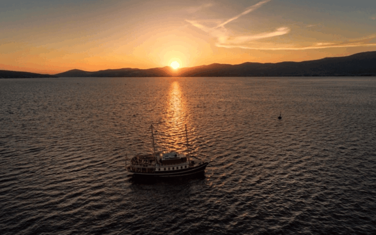 sunset-boat-cruise-split