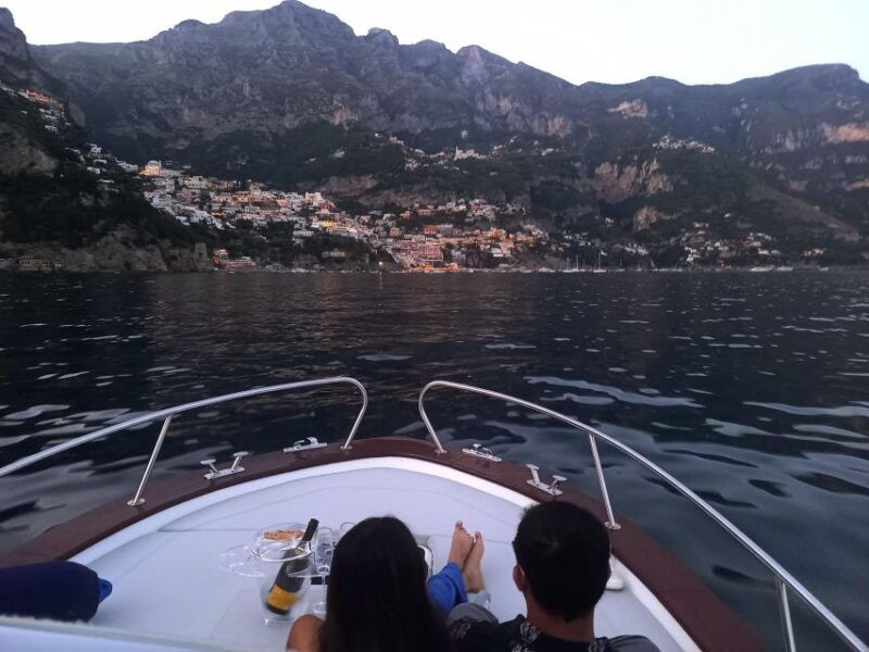 sunset-boat-experience-in-positano