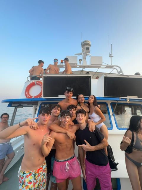 sunset-boat-party