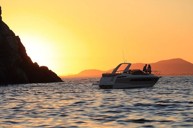 sunset-boat-tour-of-the-amalfi-coast