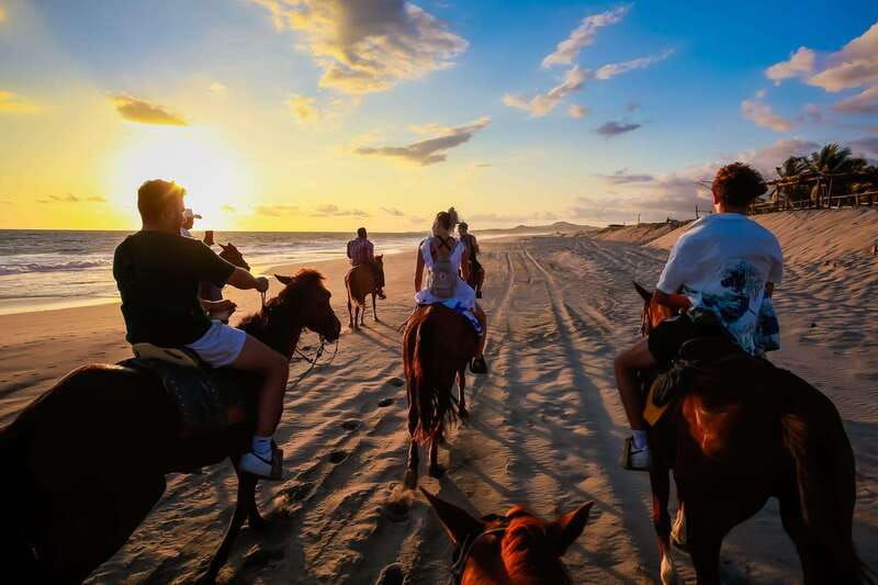 sunset-by-horse-on-the-beach