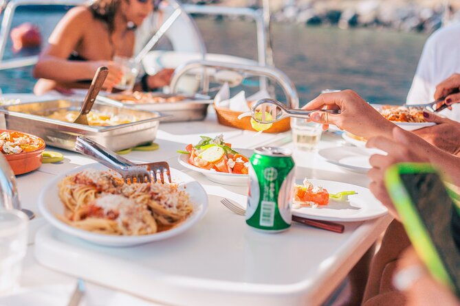 sunset-caldera-sailing-cruise